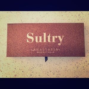 Anastasia Beverly Hills SULTRY Eye Shadow Palette